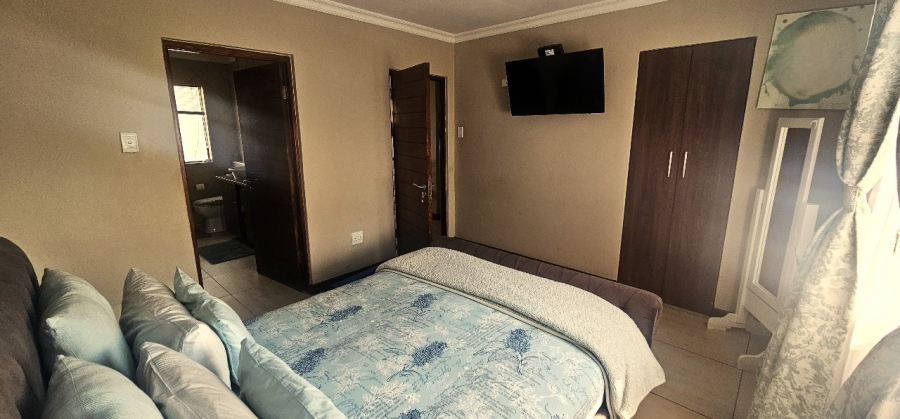 To Let 3 Bedroom Property for Rent in Cashan North West